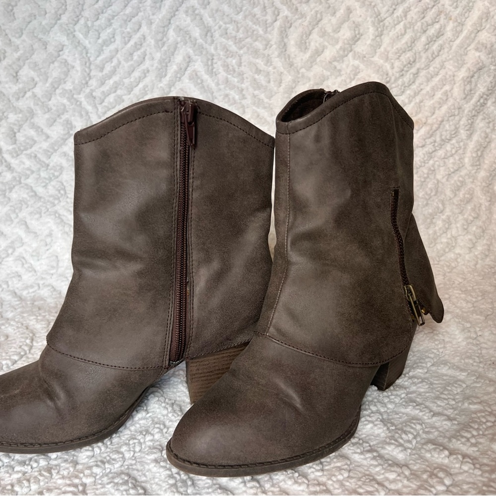 Cottagecore Style Ankle Booties Sz 8.5 - Picture 4 of 12